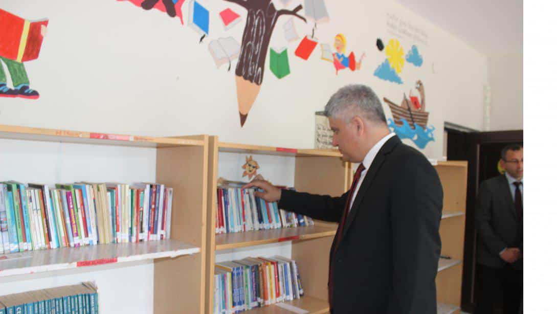İl Milli Eğitim Müdürümüz Yazıtepe Ortaokulu Kütüphanesini Ziyaret Etti