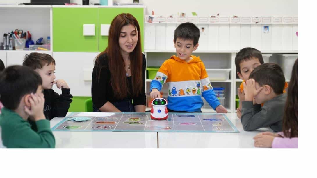 ÖĞRETMENLERİN YAZ DÖNEMİ İKİNCİ İLLER ARASI İSTEĞE BAĞLI YER DEĞİŞİKLİĞİ BAŞVURULARI BAŞLIYOR